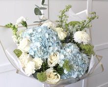 Load image into Gallery viewer, Azure Sky Bouquet