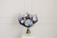 Load image into Gallery viewer, Amalfi Breeze Bouquet