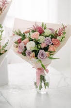 Load image into Gallery viewer, Pastel Elegance Bouquet