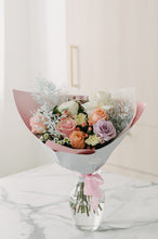 Load image into Gallery viewer, Aquarelle Bouquet