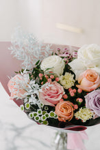 Load image into Gallery viewer, Aquarelle Bouquet