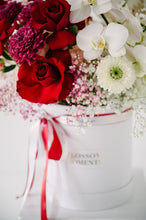 Load image into Gallery viewer, Yin-Yang Floral Hat Box