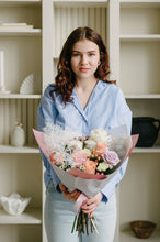 Load image into Gallery viewer, Aquarelle Bouquet