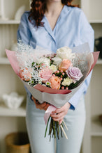 Load image into Gallery viewer, Aquarelle Bouquet