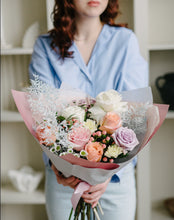 Load image into Gallery viewer, Aquarelle Bouquet