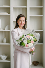 Load image into Gallery viewer, Florence Bouquet