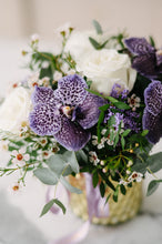 Load image into Gallery viewer, Blossom Bliss Arrangement