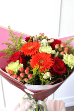 Load image into Gallery viewer, Radiant Day Bouquet close up