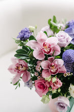 Load image into Gallery viewer, Hat Box with Macarons - Purple Gem