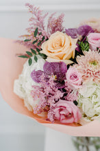 Load image into Gallery viewer, Tuscan Sunrise Bouquet