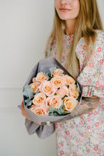 Load image into Gallery viewer, Shimmer Rose Mono Bouquet