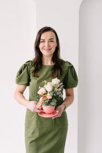 Load image into Gallery viewer, Supermom Arrangement in a cup