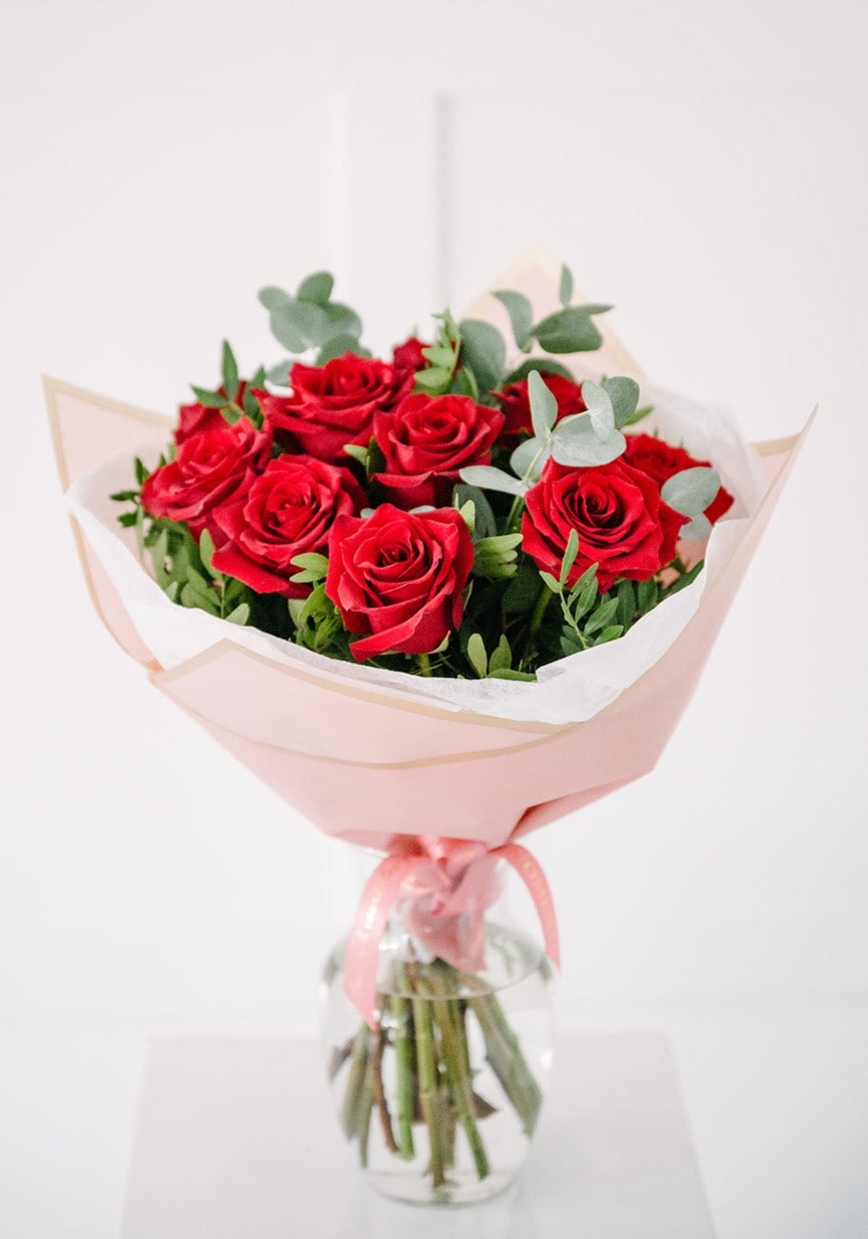 Red Romance Dozen roses – Blossom Moments