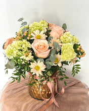 Load image into Gallery viewer, Golden Gathering Centerpiece