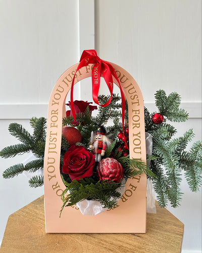 Holiday Bloom Bag Red