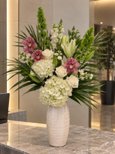 Load image into Gallery viewer, Lobby Arrangement