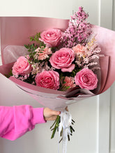 Load image into Gallery viewer, Pink Pearl Bouquet