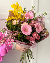 Load image into Gallery viewer, Blooming Grace Bouquet