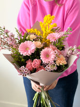 Load image into Gallery viewer, Blooming Grace Bouquet