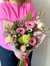 Load image into Gallery viewer, Spring Vibe Bouquet