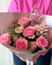 Load image into Gallery viewer, Pink Pearl Bouquet
