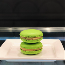 Load image into Gallery viewer, Macarons Box of 7