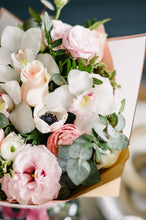 Load image into Gallery viewer, Pastel Dream Bouquet