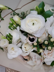 White on White Chic Bouquet