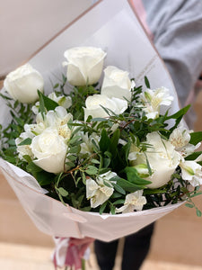 CHANEL Style Half Dozen White Roses