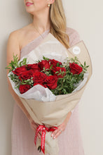 Load image into Gallery viewer, Premium One Dozen Roses