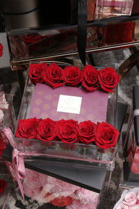 I’M YOURS Roses + Chocollata Brigadeiros Acryllic Box