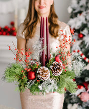 Load image into Gallery viewer, Trio Candle in Classic Red Centerpiece