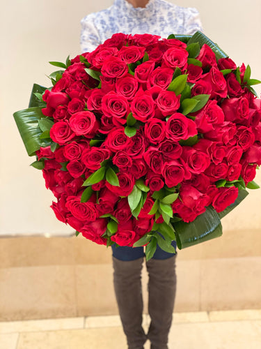 Hundred Roses Luxurious Bouquet