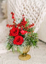 Load image into Gallery viewer, Red Cardinal Classic Holiday Arrangement