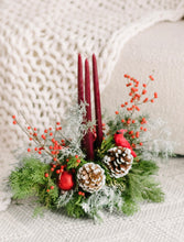 Load image into Gallery viewer, Trio Candle in Classic Red Centerpiece